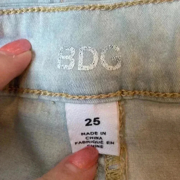 ⭐️ BDG blue high rise shorts in size 25 - Picture 4 of 4
